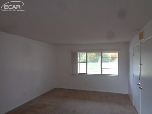 3505 Ridgecliffe Drive Flint, MI 48532 - Photo 4 of 12