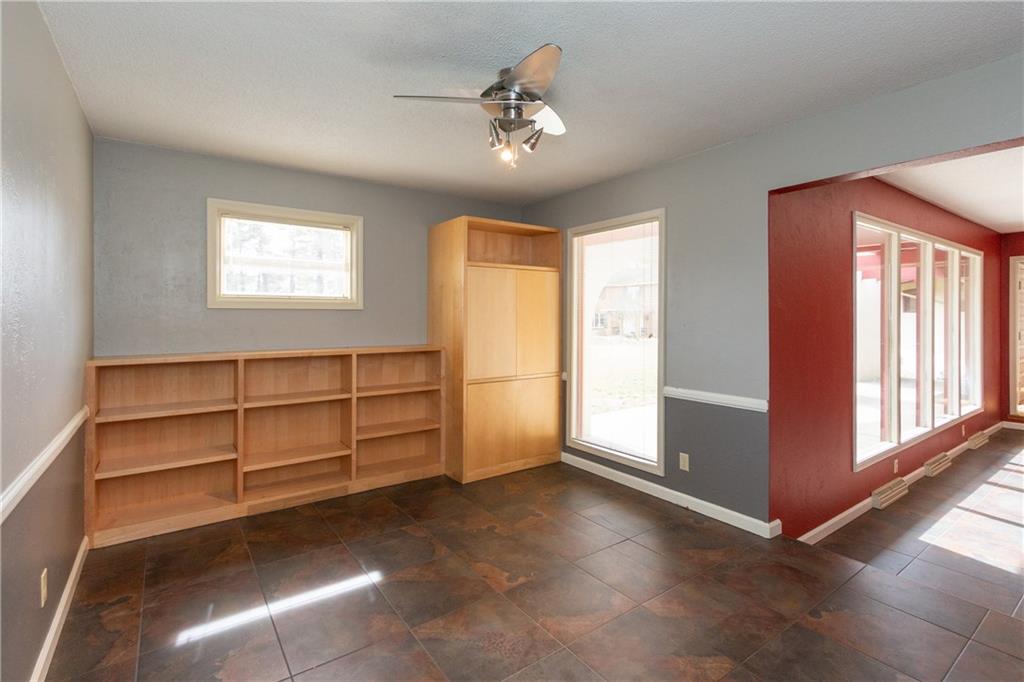4430 North Riverside Drive Columbus, IN 47203 - Photo 21 of 45 Gallery Image 21