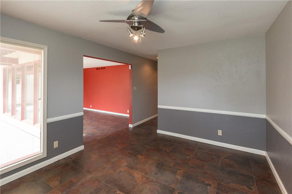 4430 North Riverside Drive Columbus, IN 47203 - Photo 22 of 45 Gallery Image 22