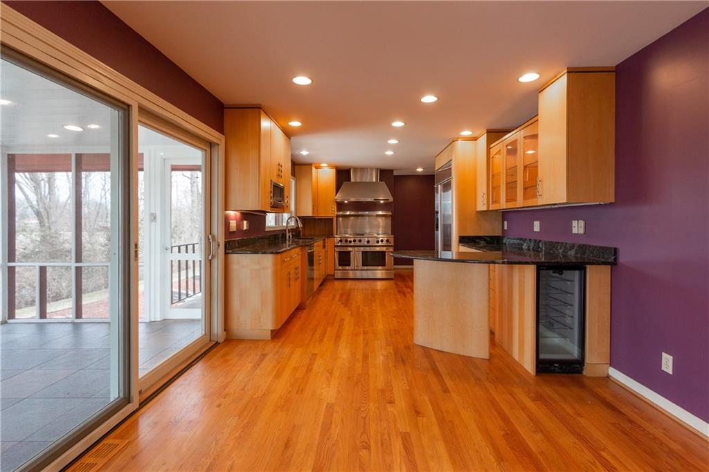 4430 North Riverside Drive Columbus, IN 47203 - Photo 23 of 45 Gallery Image 23