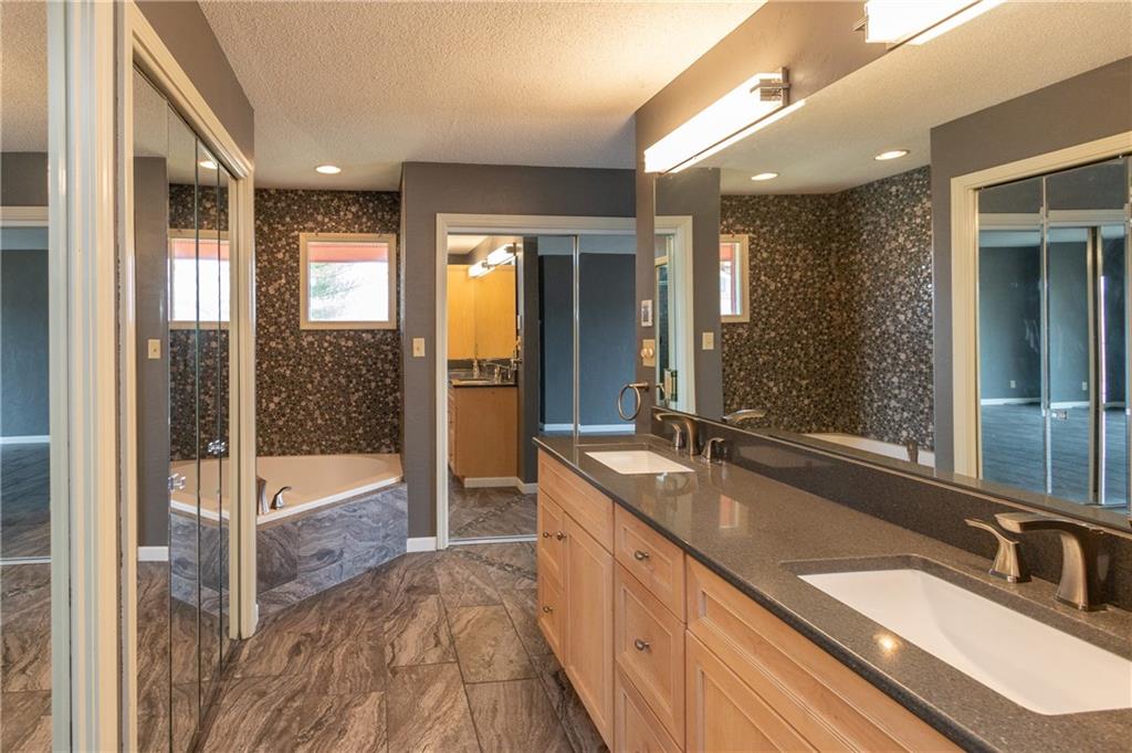 4430 North Riverside Drive Columbus, IN 47203 - Photo 31 of 45 Gallery Image 31