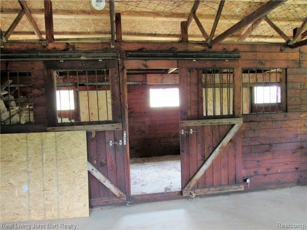4849 Herd Road Metamora, MI 48455 - Photo 40 of 42 IMG_0138.JPG