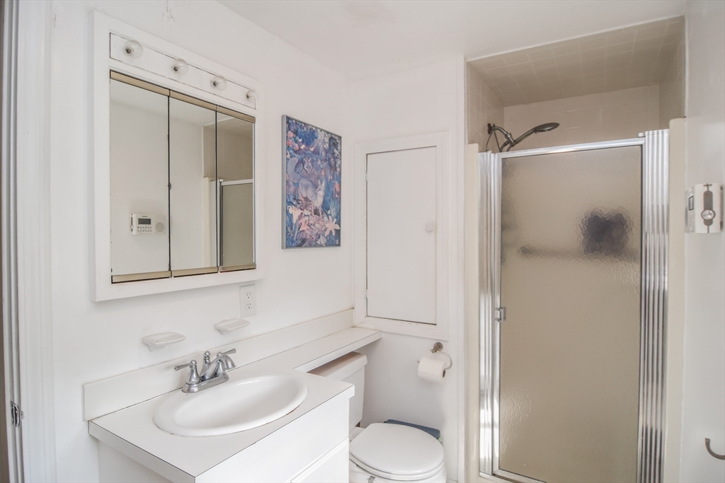 291 Russett Road Brookline, MA 02467 - Photo 14 of 23