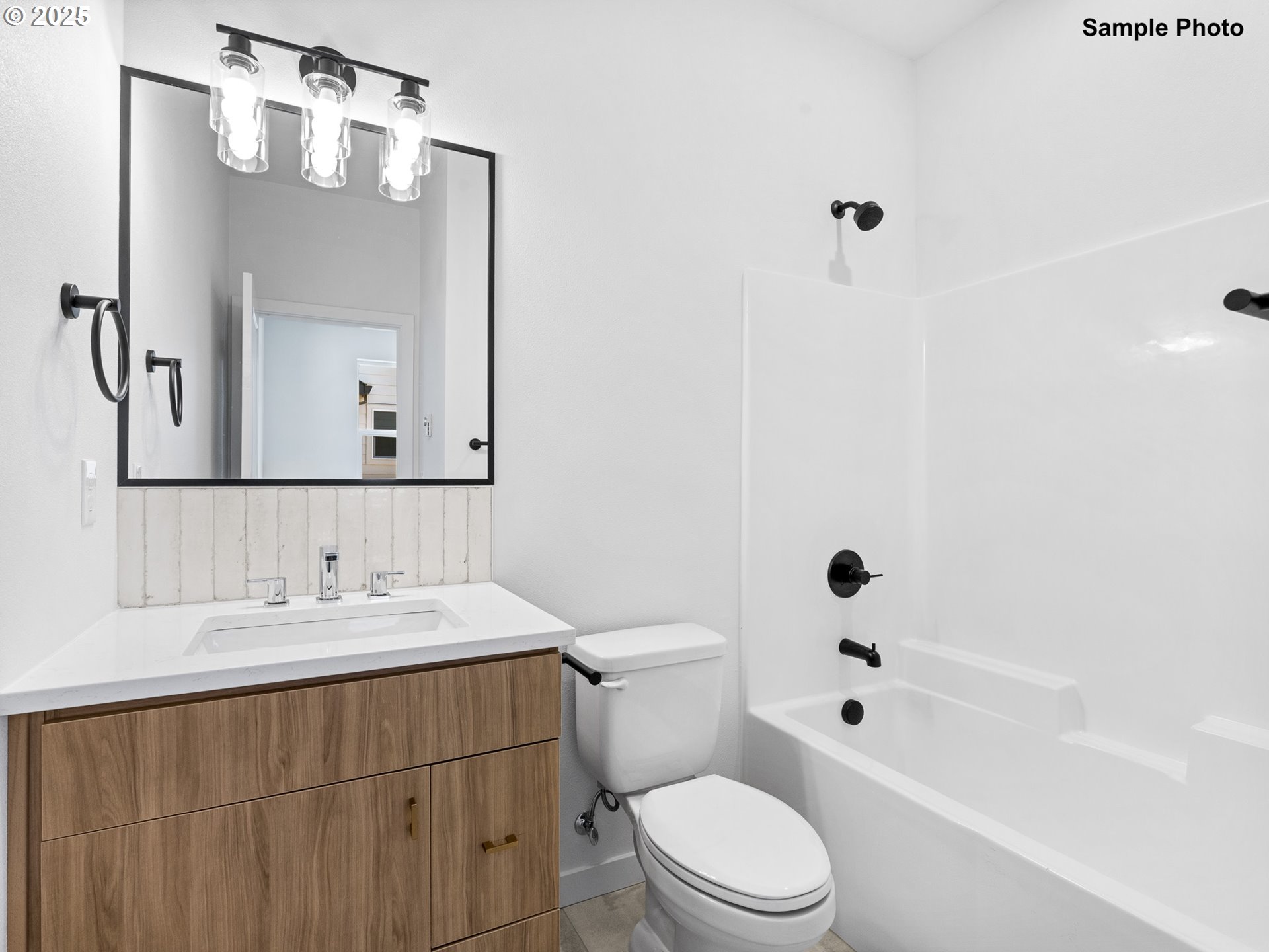 3270 Southeast 115th Avenue Portland, OR 97266 - Photo 10 of 14