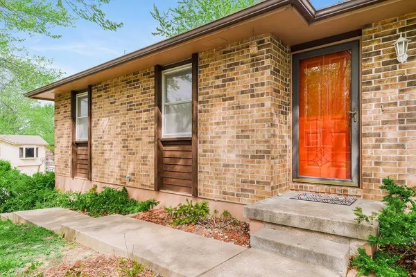 $265,000 | 409 Creach Drive, Warrensburg, MO 64093