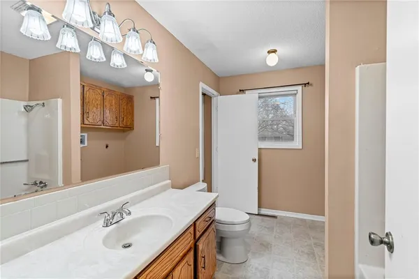 $265,000 | 409 Creach Drive, Warrensburg, MO 64093