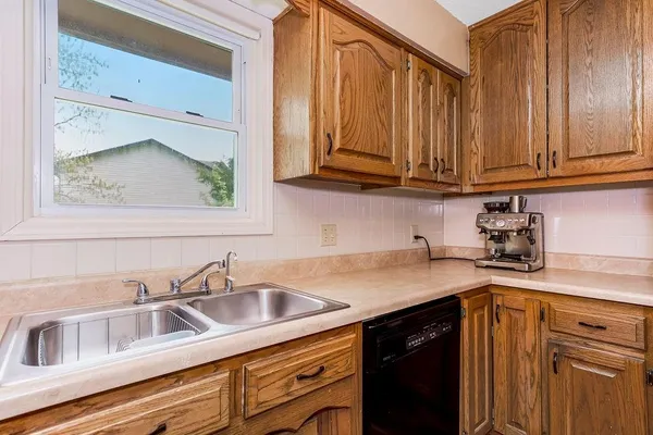 $265,000 | 409 Creach Drive, Warrensburg, MO 64093