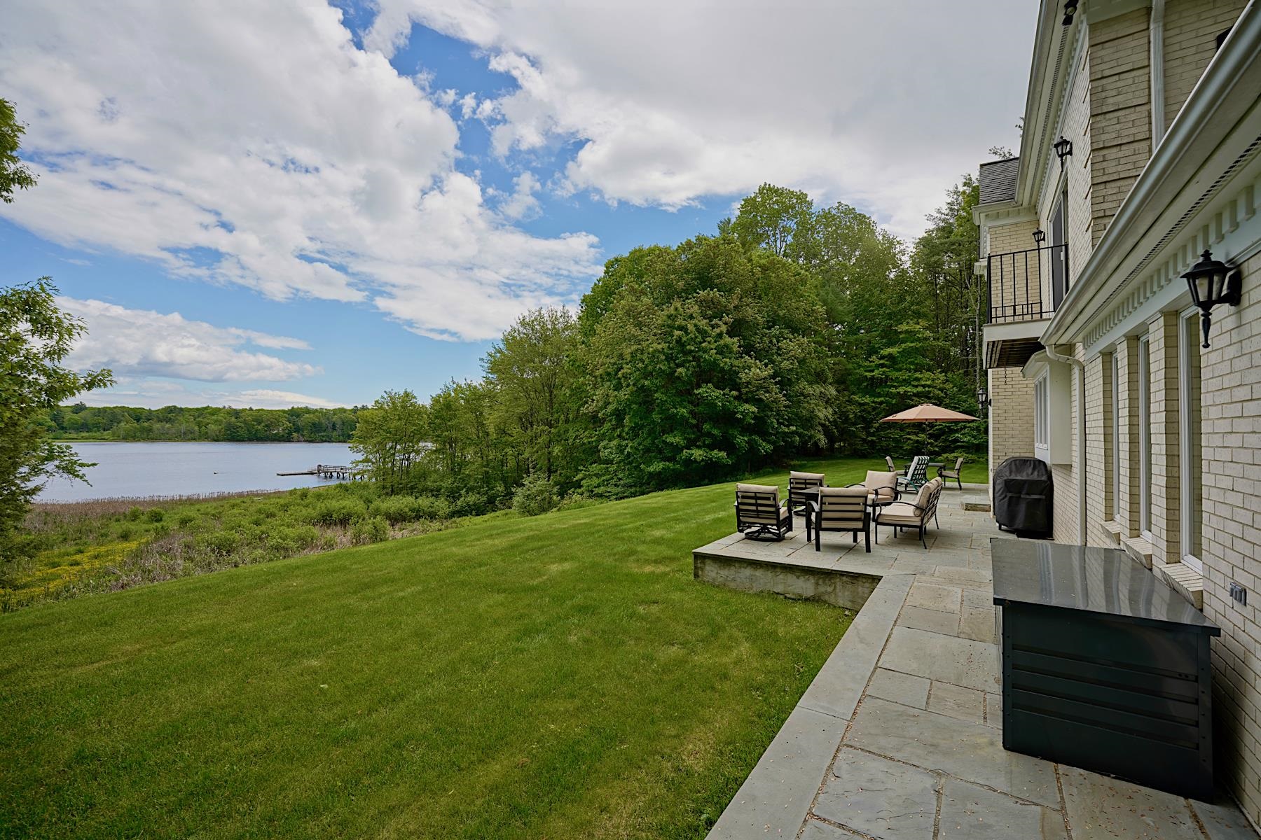 4 Cullen Bay Road Dover, NH 03820 - Photo 17 of 39