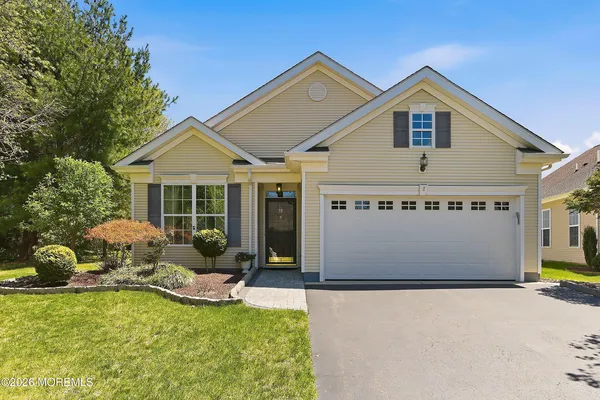 $545,000 | 38 Banstead Way, Jackson, NJ 08527