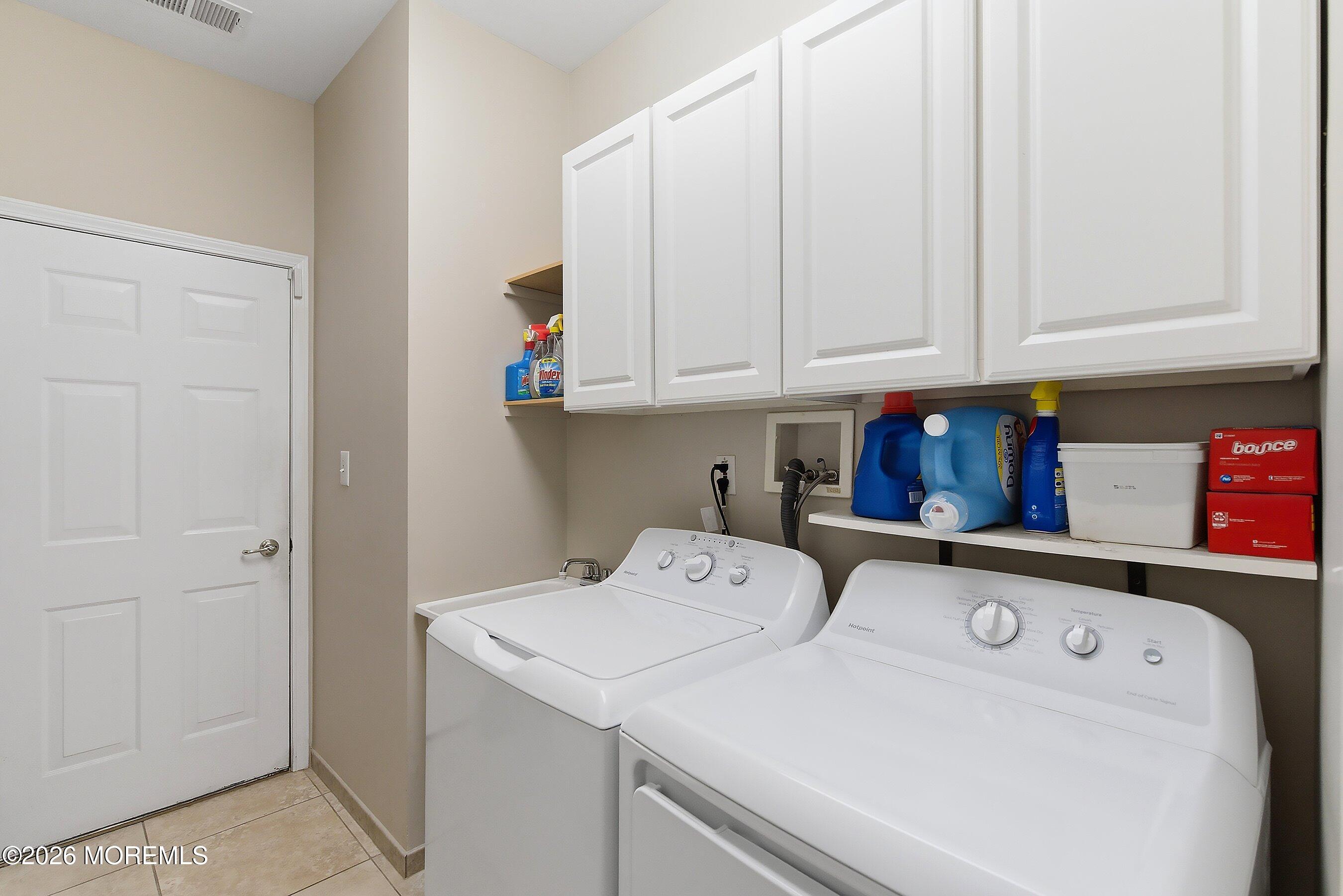 38 Banstead Way Jackson, NJ 08527 - Photo 24 of 50 24-Laundry