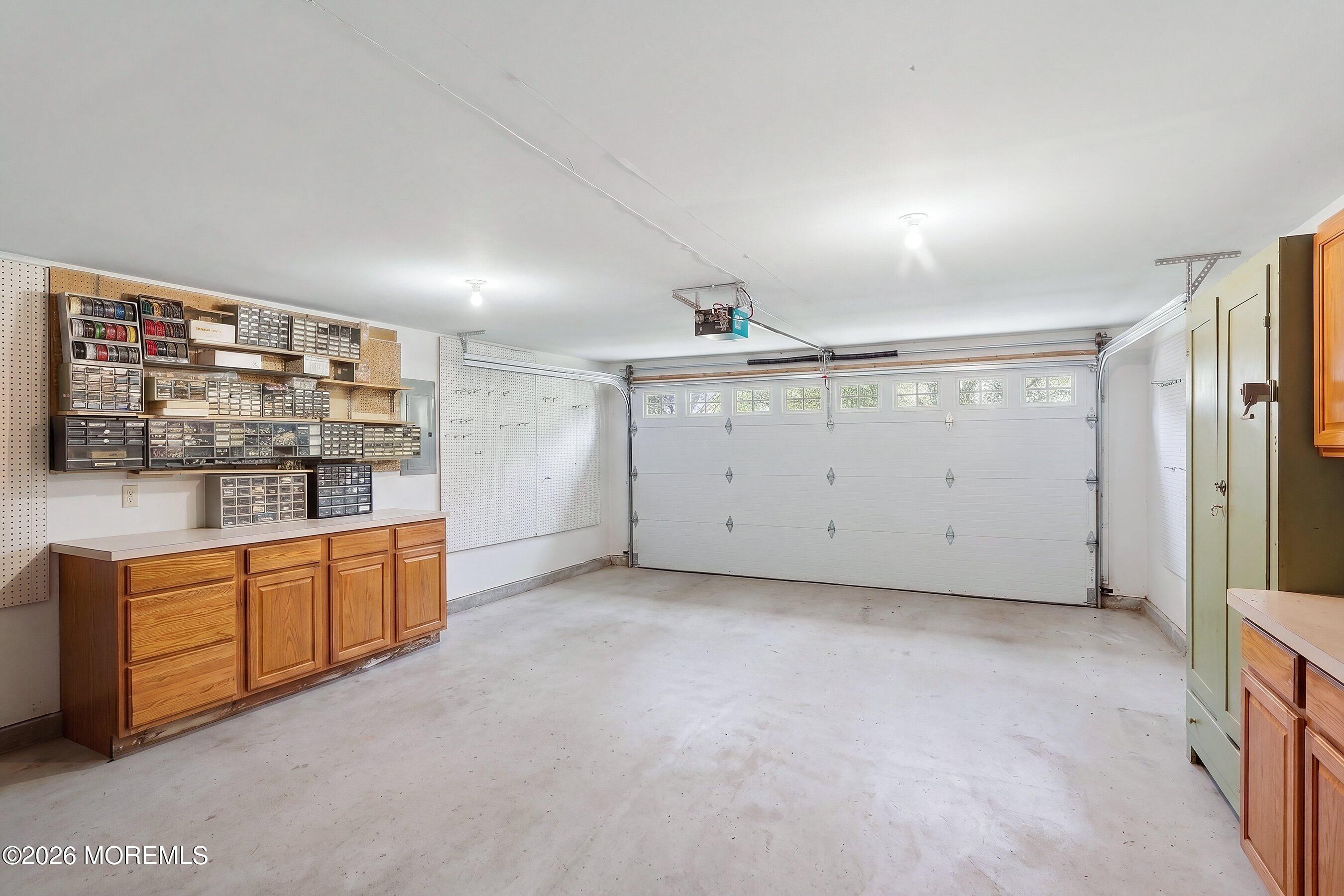 38 Banstead Way Jackson, NJ 08527 - Photo 27 of 50 4-Garage NEW EMPTY