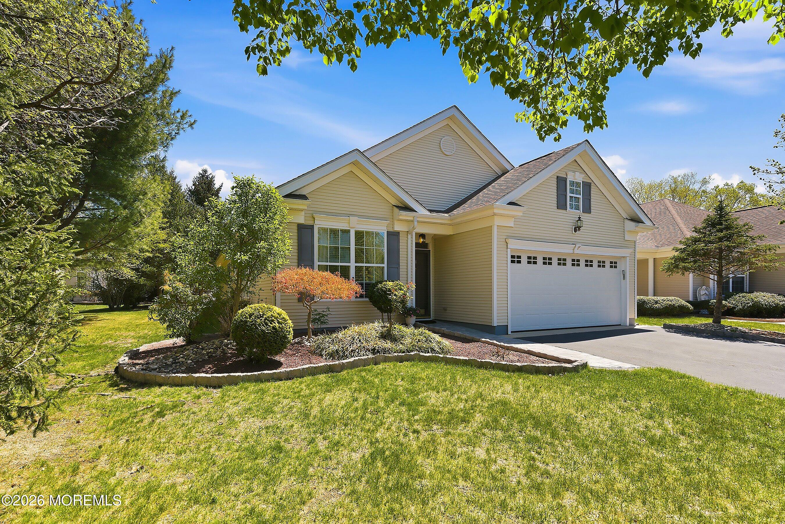 38 Banstead Way Jackson, NJ 08527 - Photo 4 of 50 Private Side P