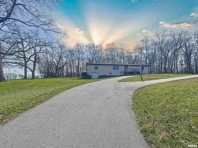 $169,900 | 6520 Highway 150, Alpha, IL 61413