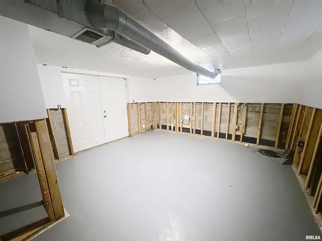 $169,900 | 6520 Highway 150, Alpha, IL 61413