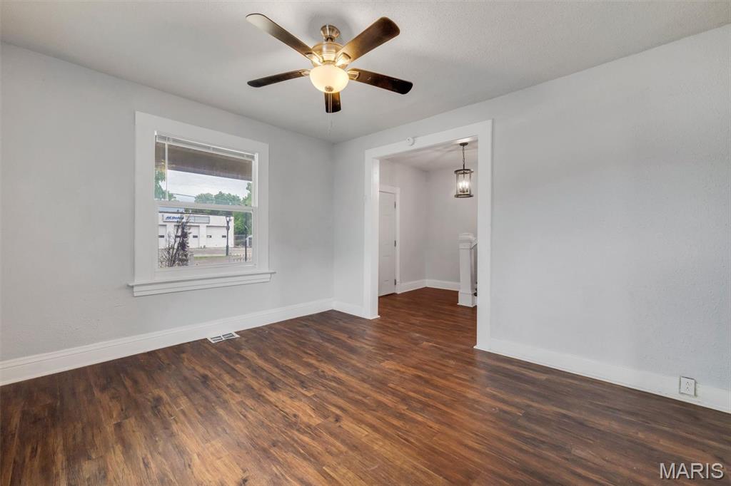 750 Lemay Ferry Road St. Louis, MO 63125 - Photo 4 of 35