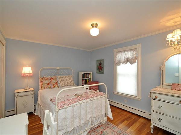 10 Brook Road Sharon, MA 02067 - Photo 18 of 24 Gallery Image 18