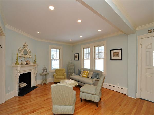 10 Brook Road Sharon, MA 02067 - Photo 4 of 24 Gallery Image 4