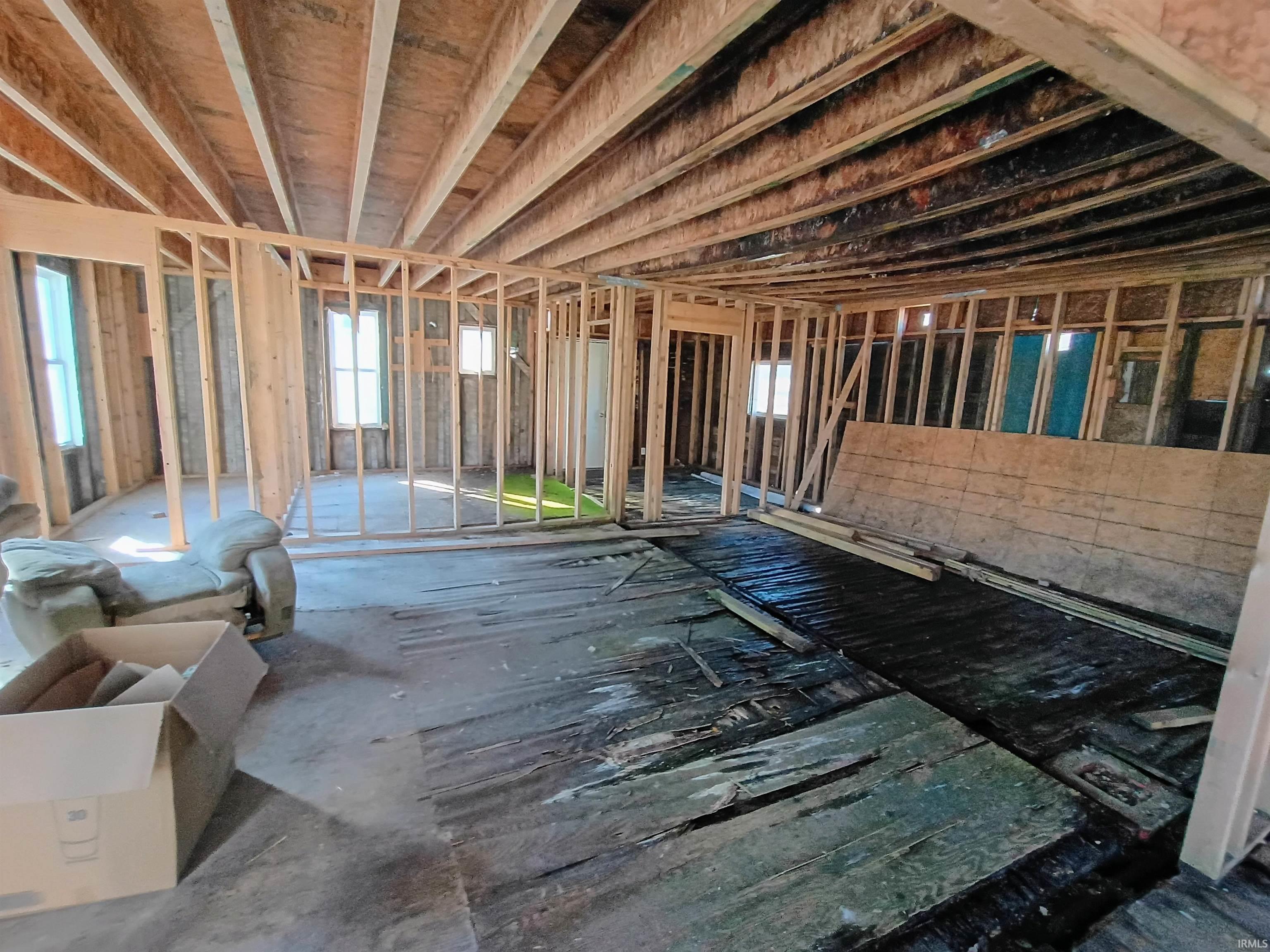 328 Jay Street Rochester, IN 46975 - Photo 13 of 35