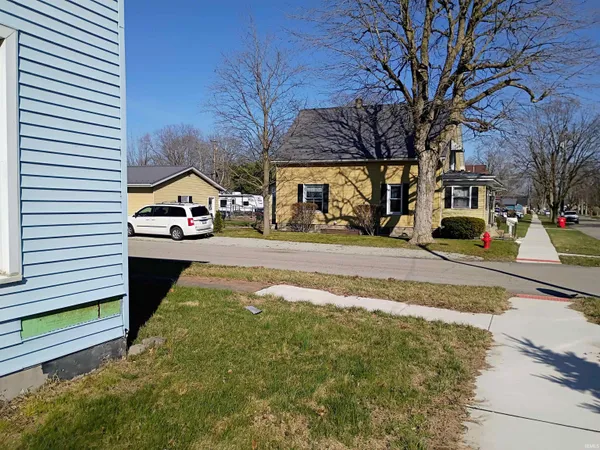 $76,000 | 328 Jay Street, Rochester, IN 46975