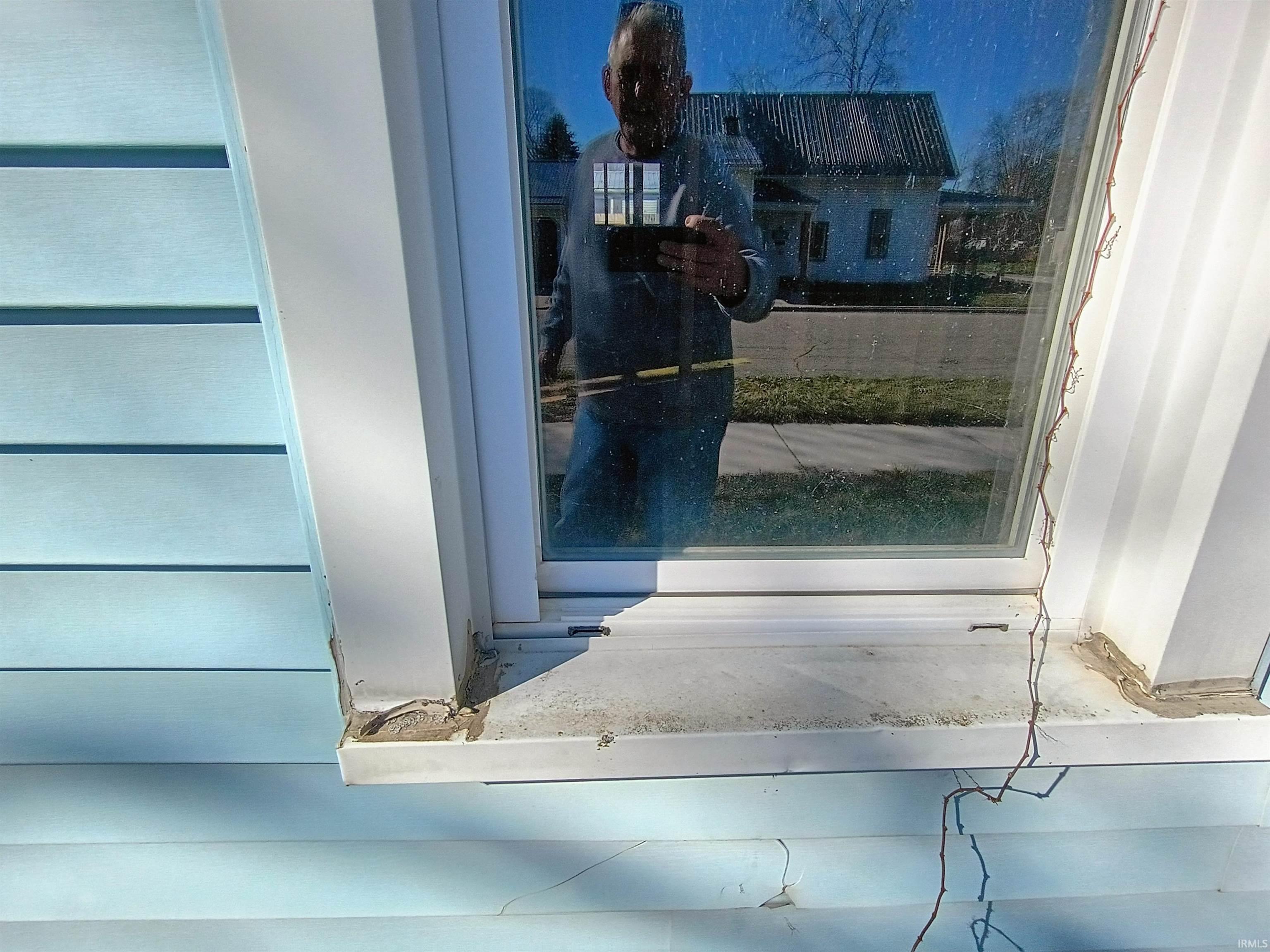 328 Jay Street Rochester, IN 46975 - Photo 32 of 35