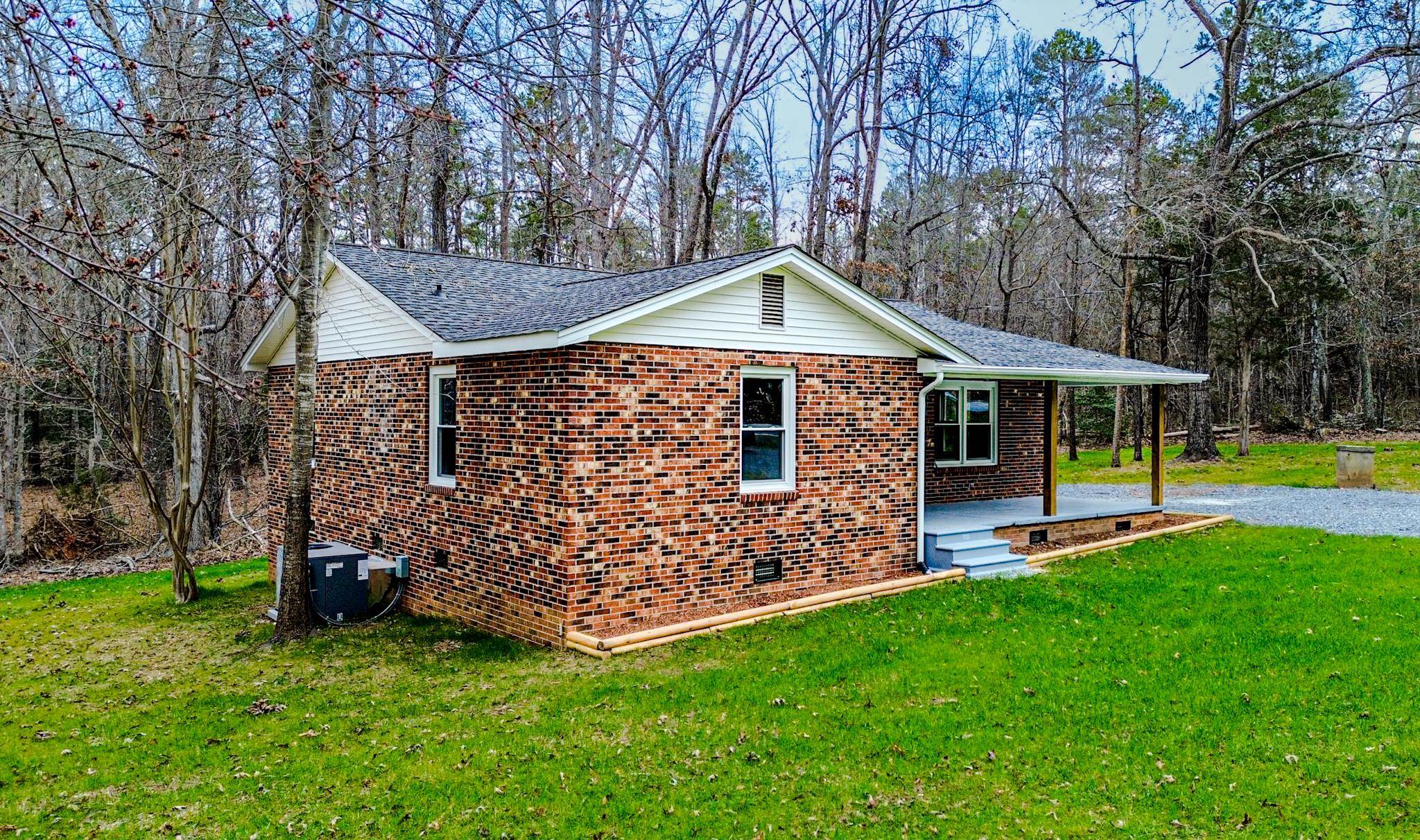 754 State Line Road Gaffney, SC 29341 - Photo 1 of 34
