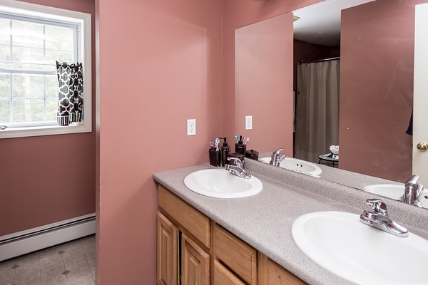 17 Meadow Lane Rochester, NH 03867 - Photo 28 of 40