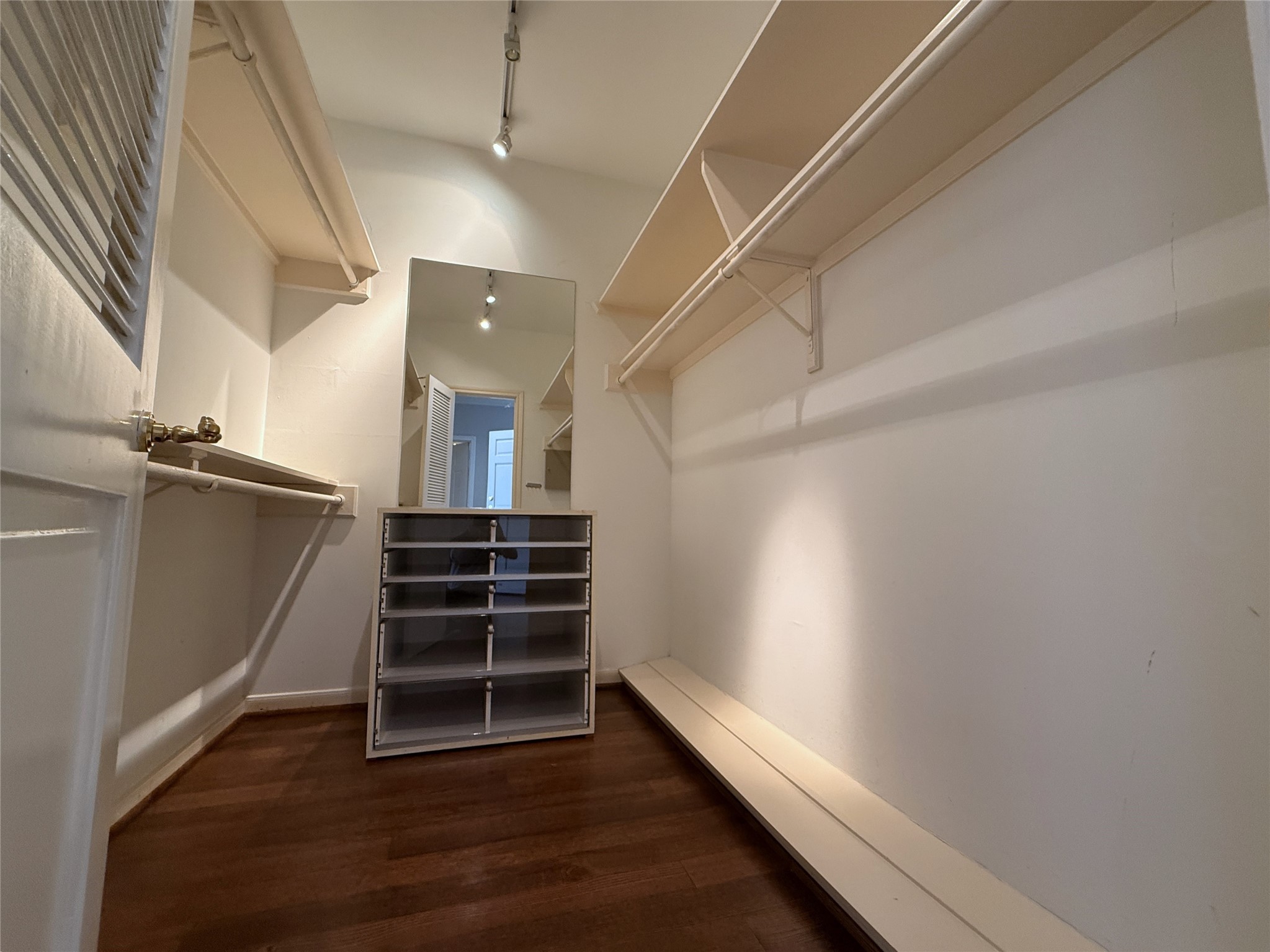 2813 Saint Street Houston, TX 77027 - Photo 25 of 39 1st primary walk-in