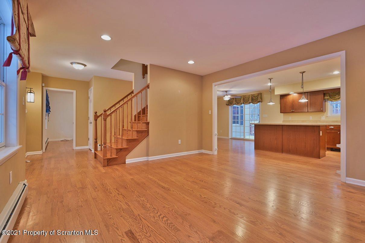 19 Wagon Road Lake Ariel, PA 18436 - Photo 15 of 104 Gallery Image 15