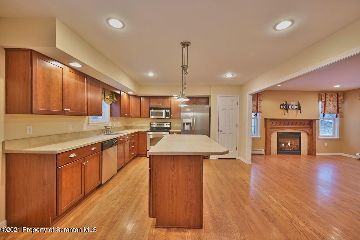 19 Wagon Road Lake Ariel, PA 18436 - Photo 19 of 104 Gallery Image 19