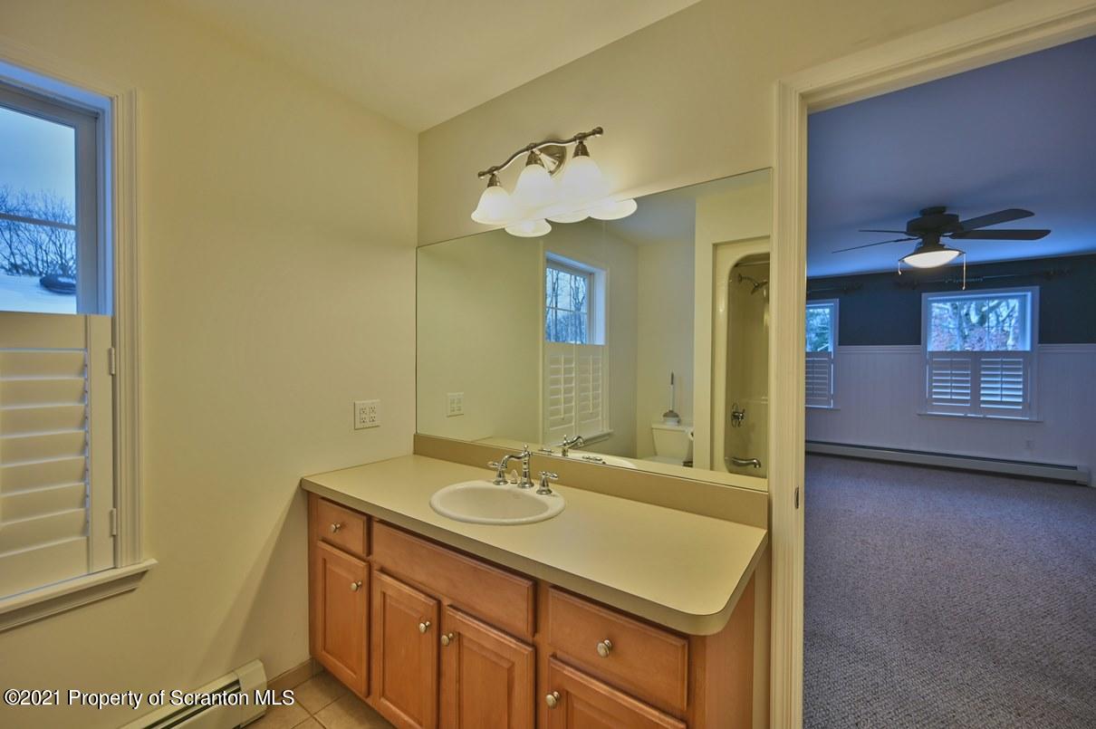 19 Wagon Road Lake Ariel, PA 18436 - Photo 46 of 104 Gallery Image 46