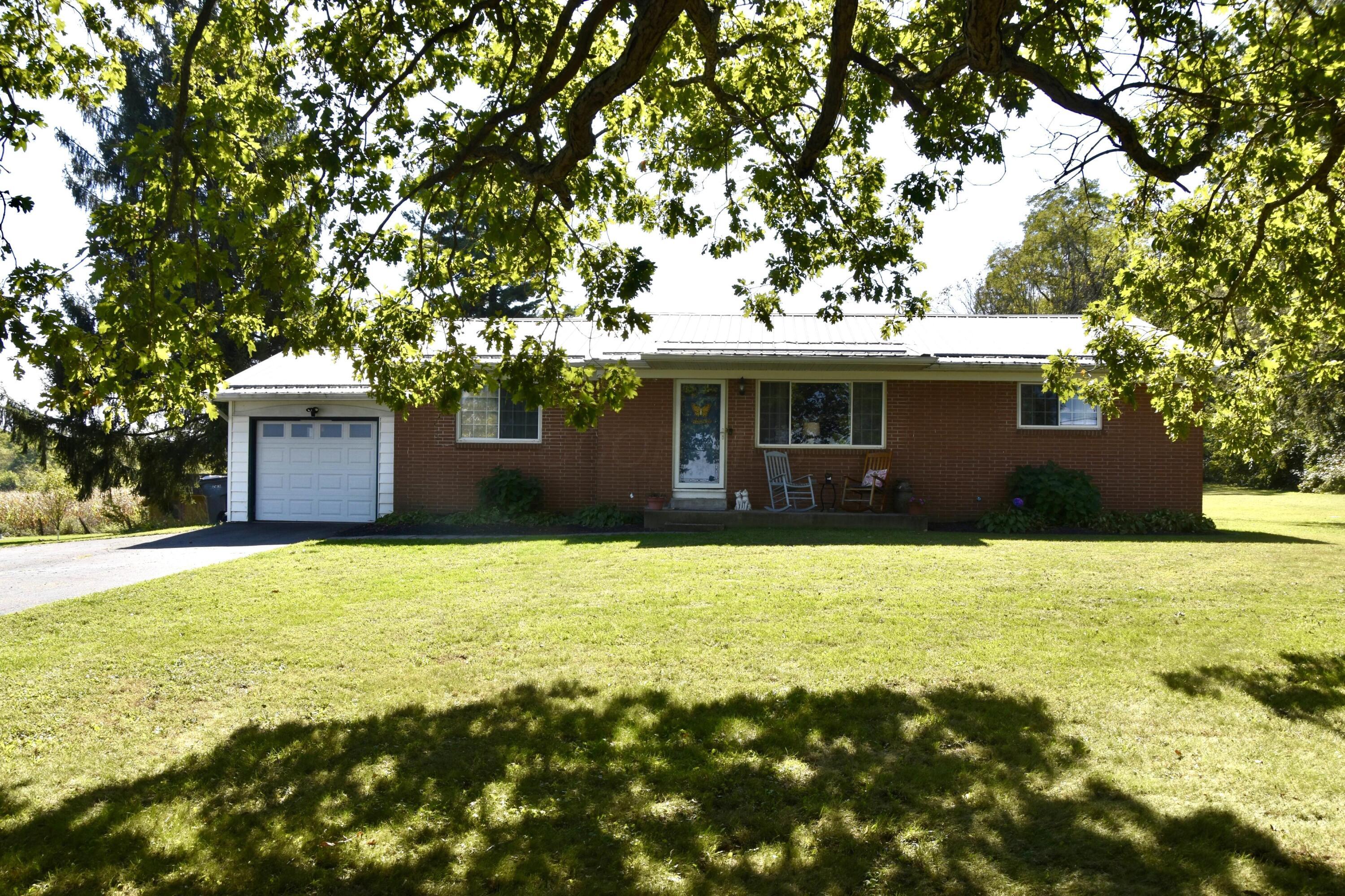 8121 Jefferson Road Northwest Carroll, OH 43112 - Photo 2 of 41 beyc68f65faedcca3
