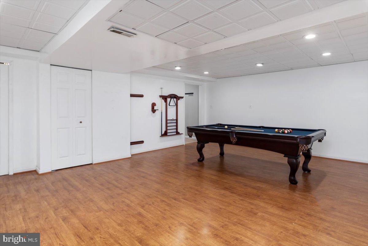 2167 Tulsa Road Sykesville, MD 21784 - Photo 30 of 37 Pool table conveys