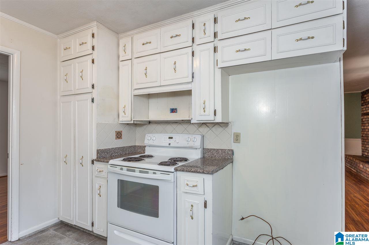 921 Hillsberry Road Oxford, AL 36203 - Photo 7 of 40