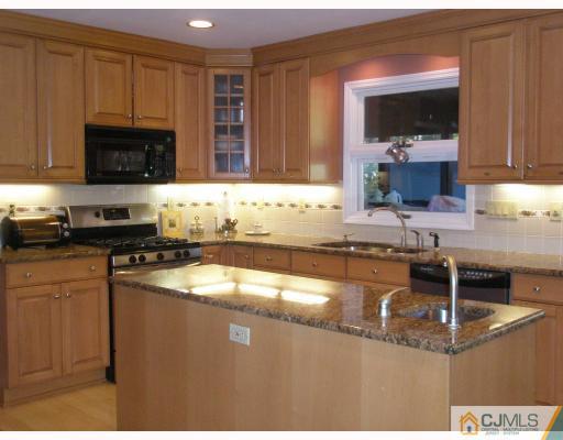 25 Boston Post Road East Brunswick, NJ 08816 - Photo 3 of 8 Gallery Image 3