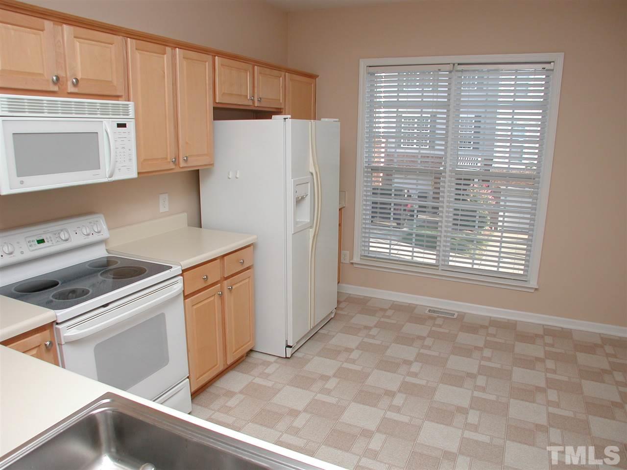 5553 Red Robin Road Raleigh, NC 27613 - Photo 11 of 22