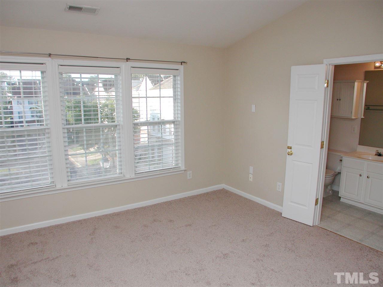 5553 Red Robin Road Raleigh, NC 27613 - Photo 12 of 22