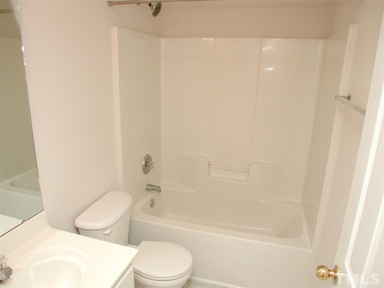5553 Red Robin Road Raleigh, NC 27613 - Photo 17 of 22