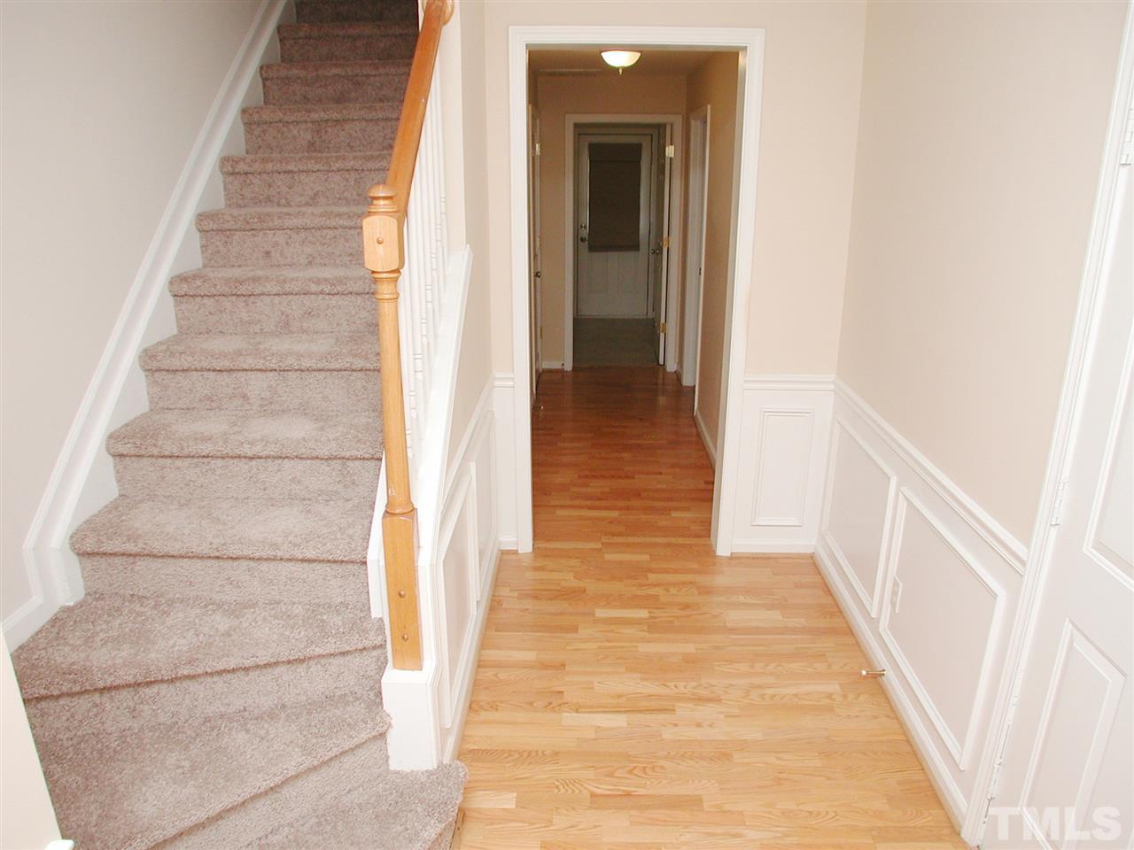 5553 Red Robin Road Raleigh, NC 27613 - Photo 4 of 22
