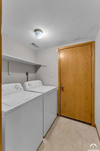 $268,000 | 2700 Meadow Place, Lawrence, KS 66047