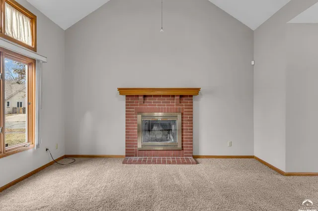 $268,000 | 2700 Meadow Place, Lawrence, KS 66047