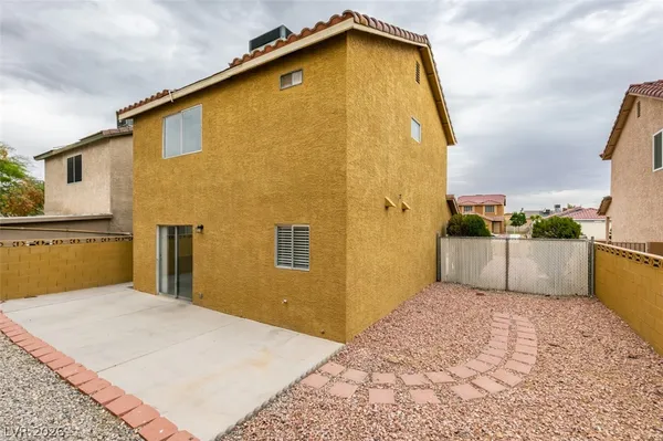 $1,900 | 905 Scarlet Ridge Drive, Las Vegas, NV 89128