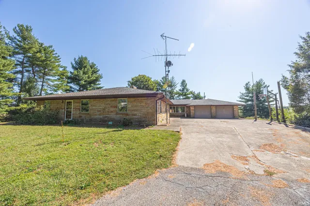 $399,500 | 1026 East Mariah Hill Road, Ferdinand, IN 47532