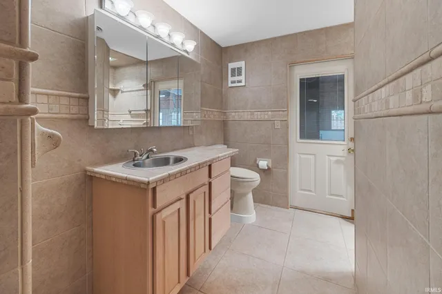 $399,500 | 1026 East Mariah Hill Road, Ferdinand, IN 47532