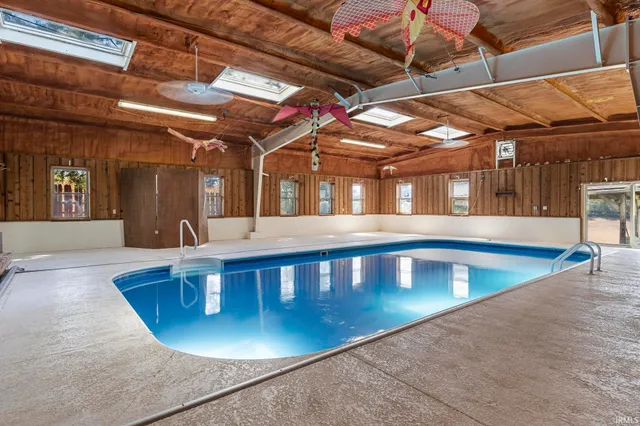 $399,500 | 1026 East Mariah Hill Road, Ferdinand, IN 47532