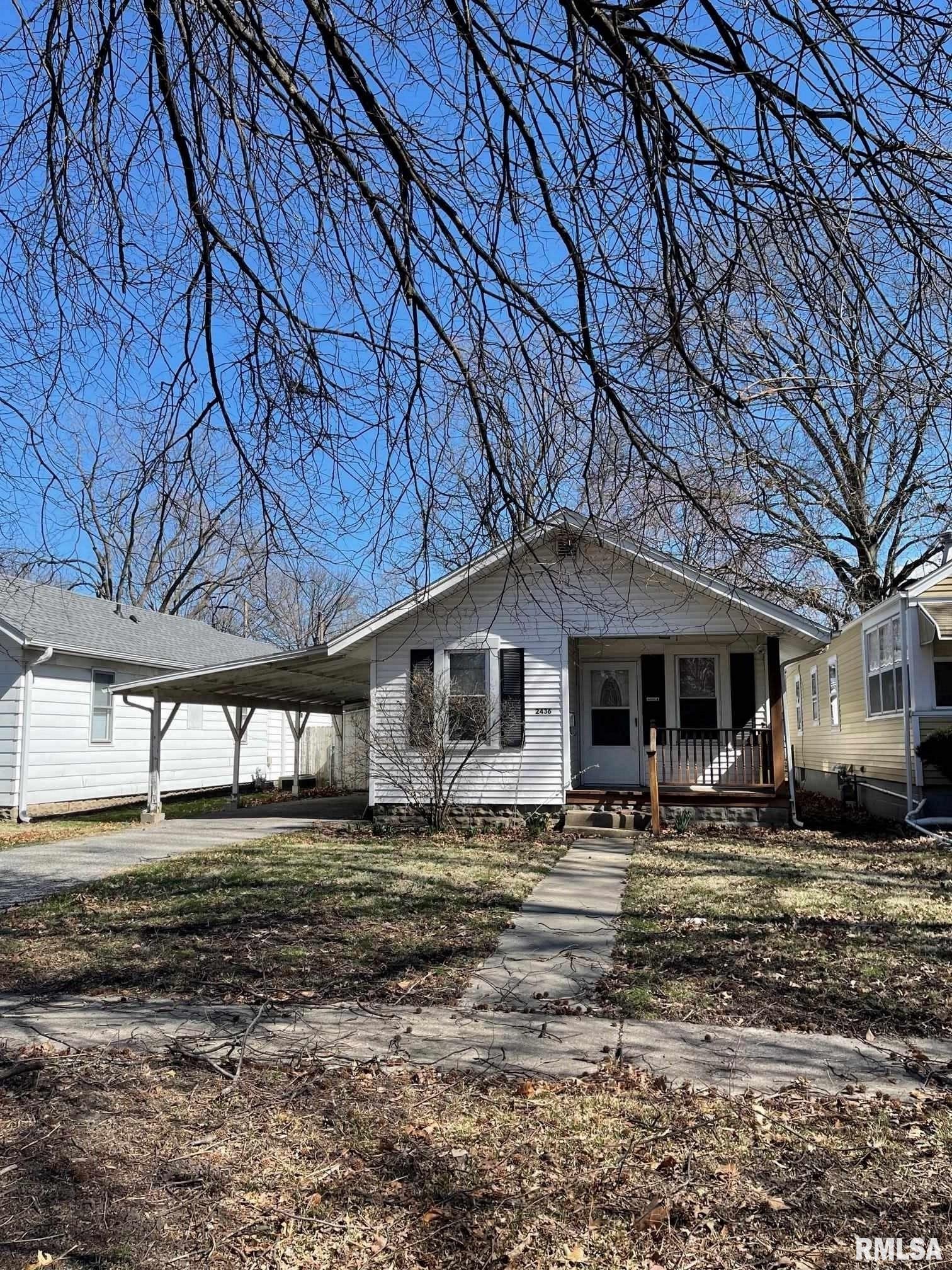 2436 Holmes Avenue Springfield, IL 62704 - Photo 1 of 7