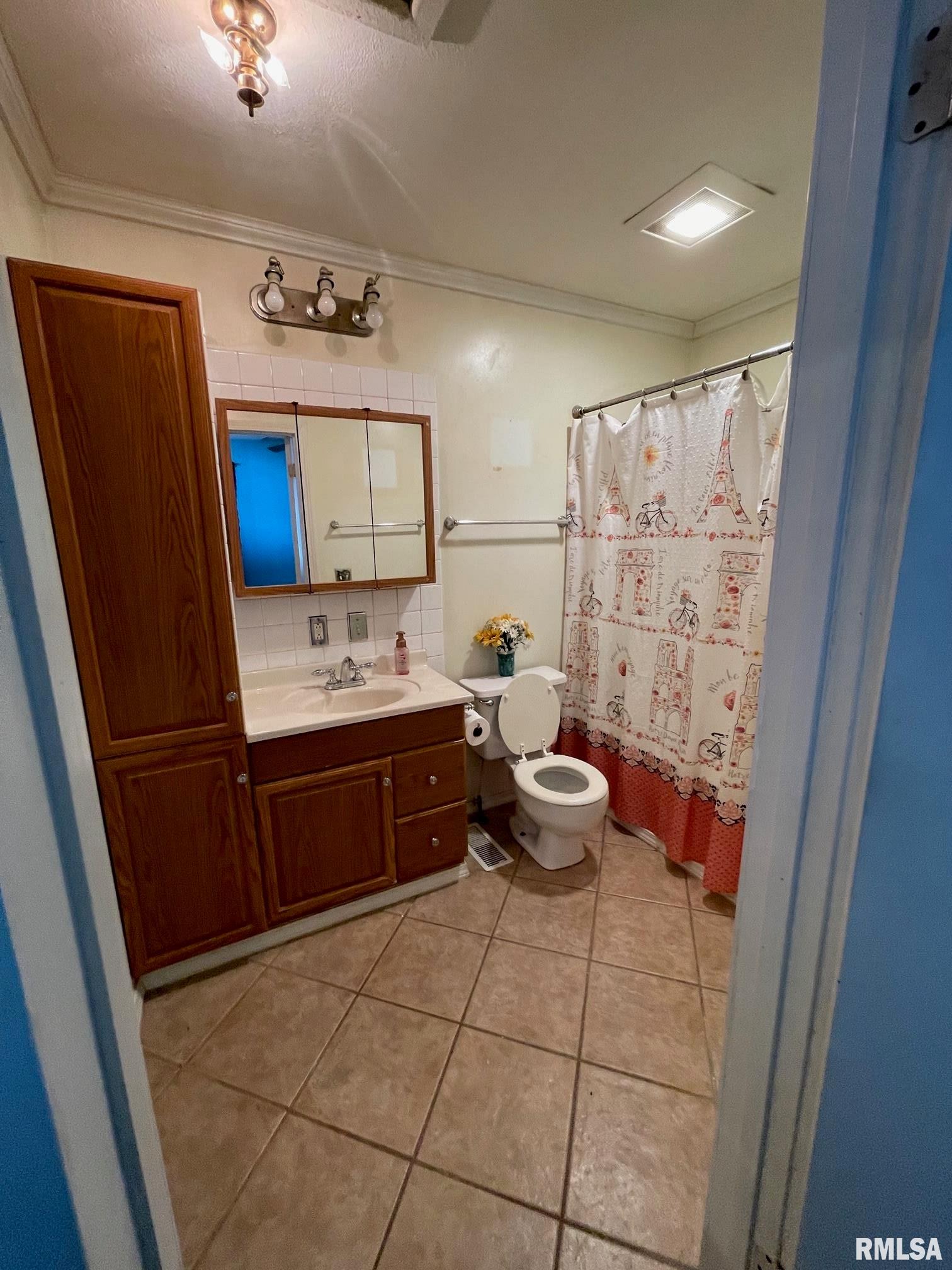 2436 Holmes Avenue Springfield, IL 62704 - Photo 5 of 7