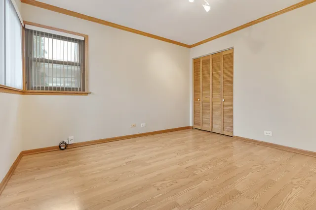 $2,900 | 2931 North 76th Avenue, Elmwood Park, IL 60707