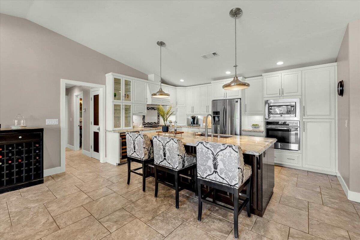 6913 Riverside Drive Redding, CA 96001 - Photo 14 of 88 017-6913 Riverside Dr - I-38
