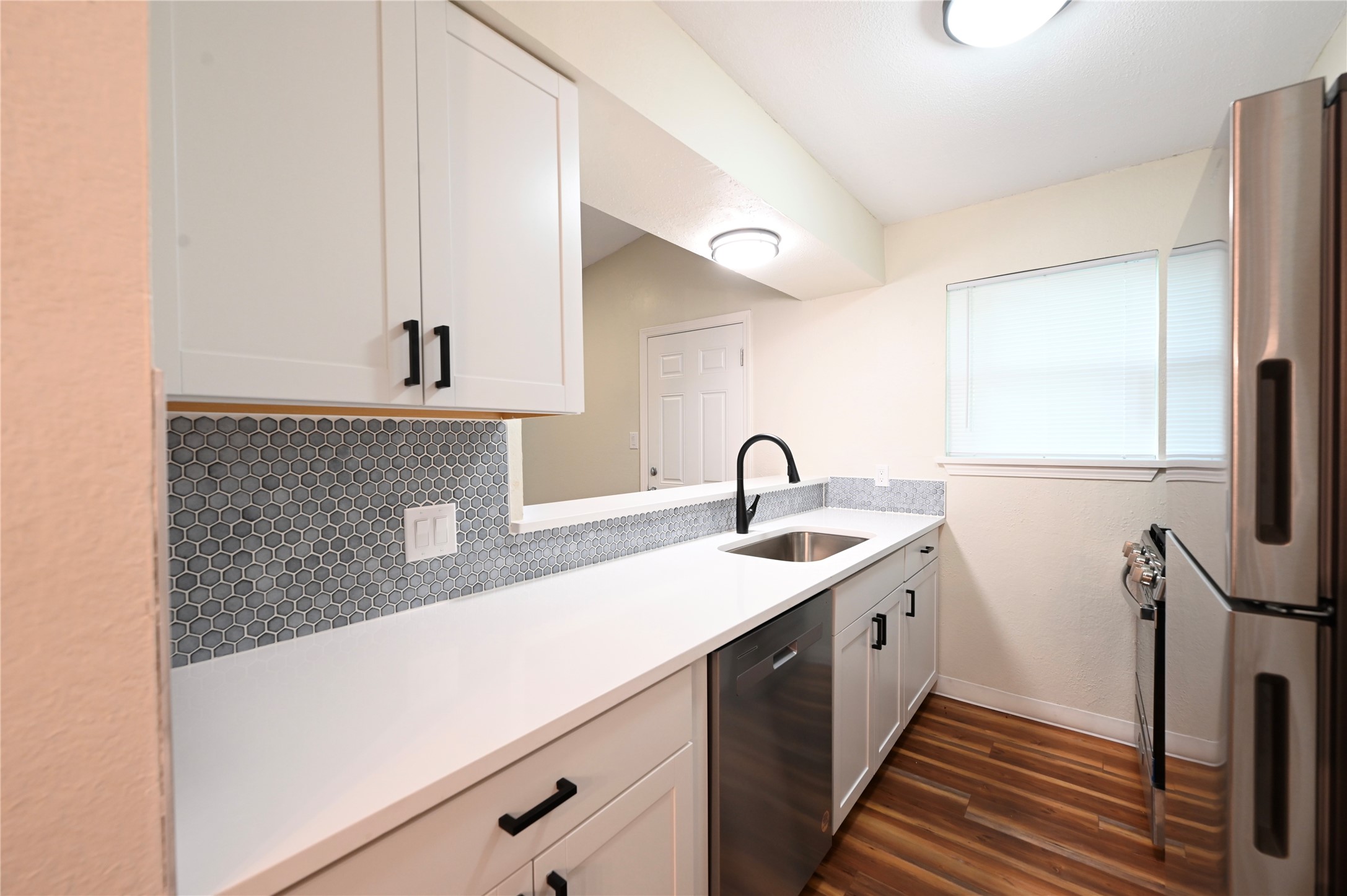 5005 Table Top Trail, Unit A Austin, TX 78744 - Photo 4 of 14