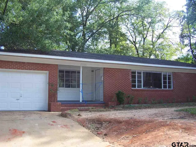 $1,350 | 1200 Carol Lane, Tyler, TX 75701